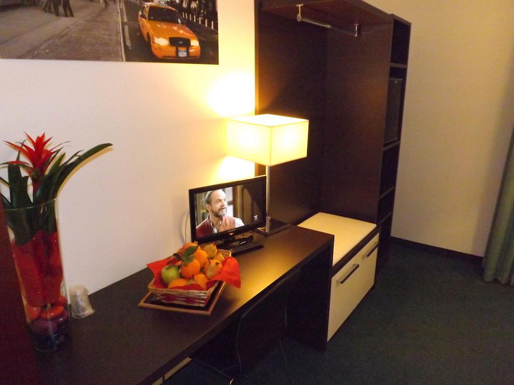 Hotel Roncobilaccio Roncobillaccio المظهر الخارجي الصورة