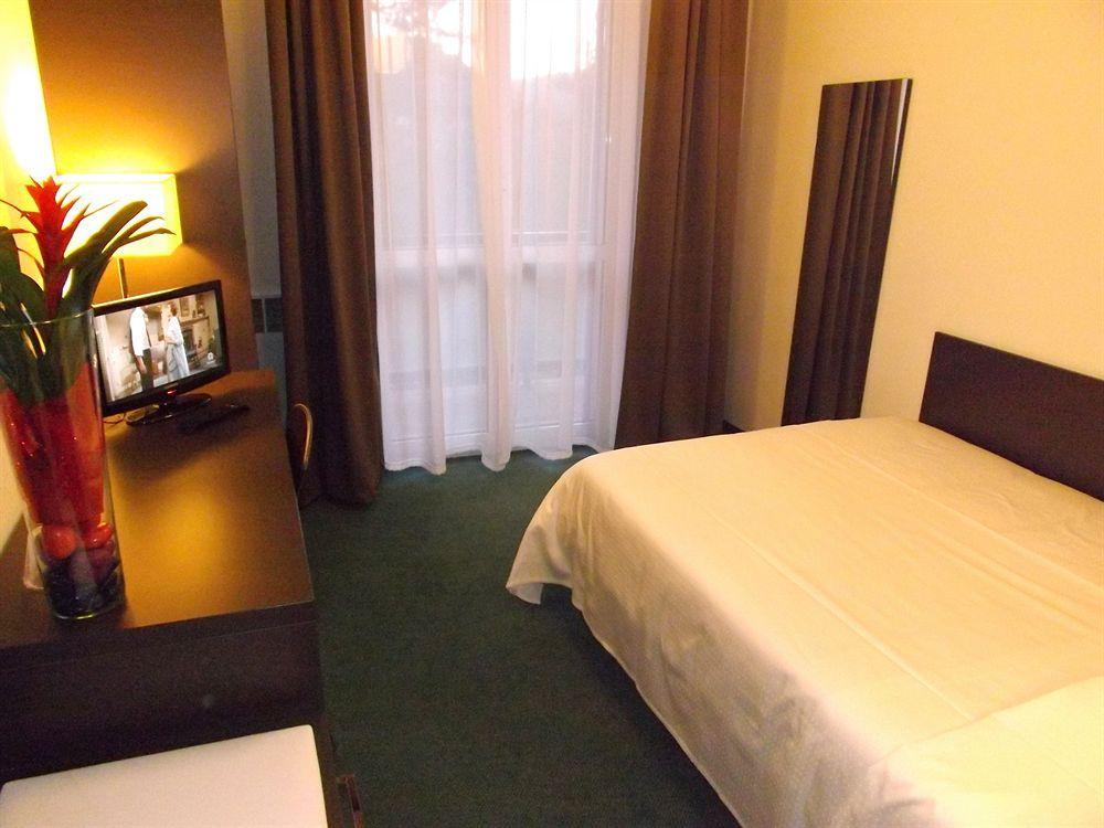 Hotel Roncobilaccio Roncobillaccio المظهر الخارجي الصورة