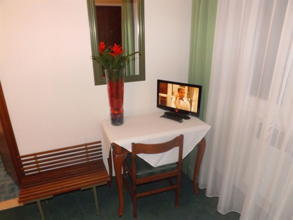 Hotel Roncobilaccio Roncobillaccio المظهر الخارجي الصورة