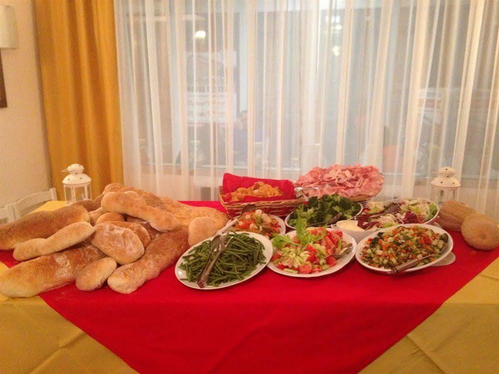 Hotel Roncobilaccio Roncobillaccio المظهر الخارجي الصورة